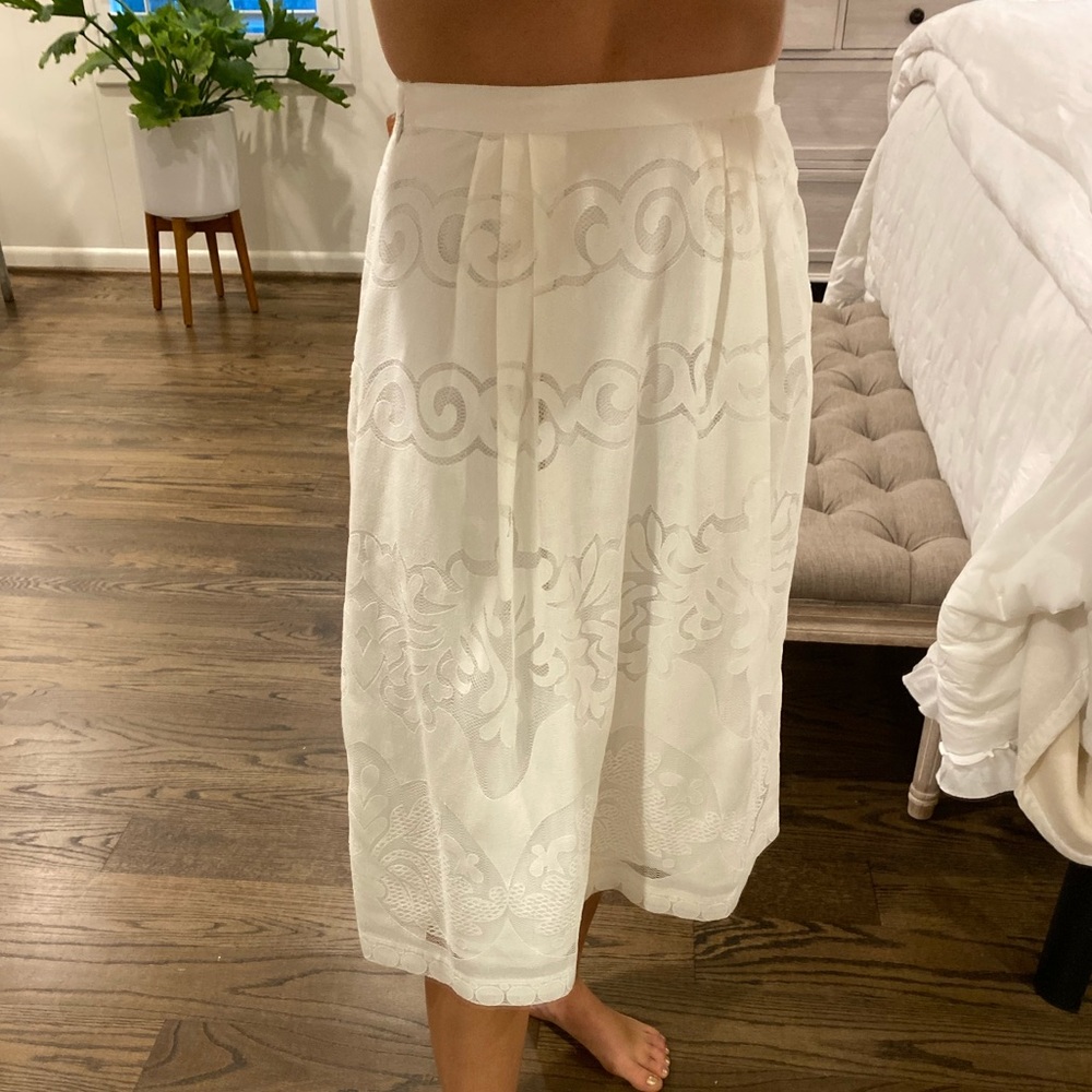 J. CREW WHITE MIDI SKIRT SIZE 00